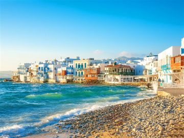 Mykonos In Traducere Plaje Soare Lux Si Viata De Noapte